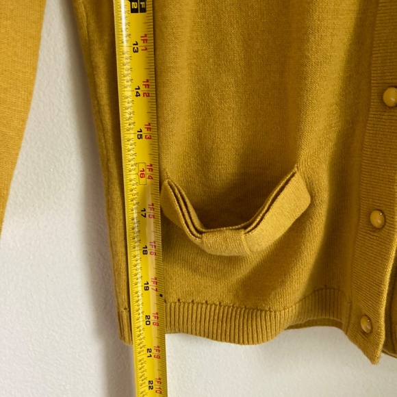 New Kate Spade wool cashmere cardigan with flaws - Picture 5 of 9